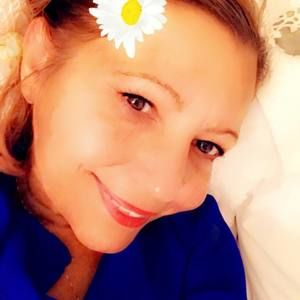 Meet your Posher, Yolanda